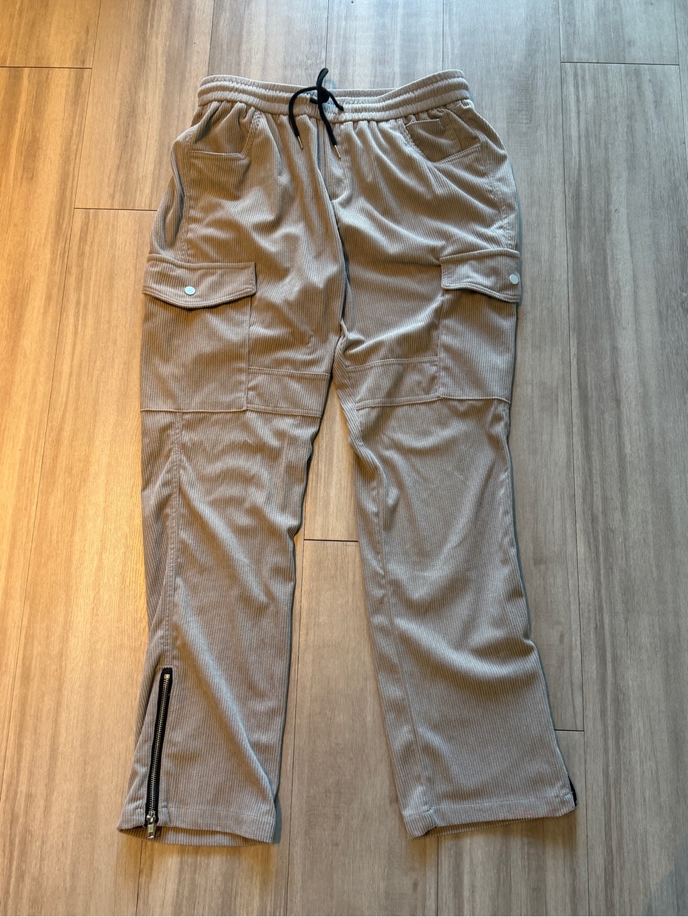Manfinity  Men's Taupe Cargo Jogger Pants Drawstring Waist (XL)